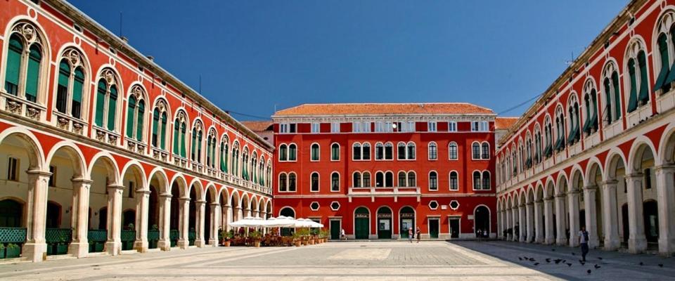 Luxury Apartment In Ancient City Split Bagian luar foto